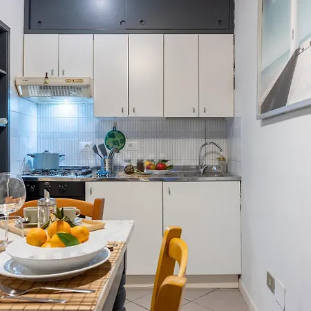 Piazza Dei Cavalieri Confortable Apartment Pisa